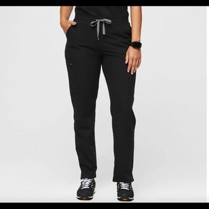 Figs yola skinny scrubs - small tall